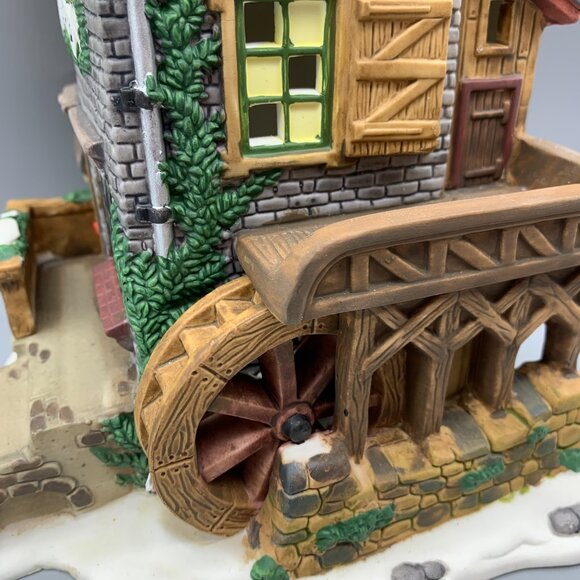 Heartland Valley Village 2000 Limited Edition Candle Shop in Box - Picture 8 of 13